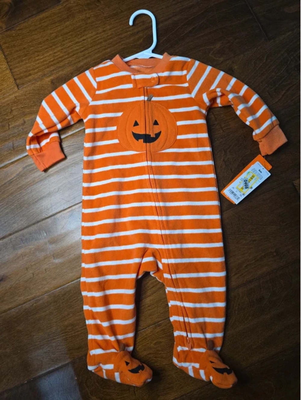 6m brand new halloween pajamas from carter's item, 466G6